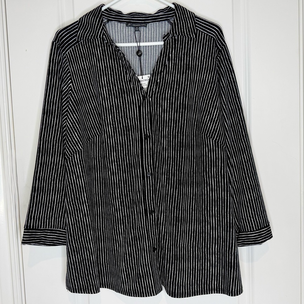 Adrianna Papell Black Ripple Stripe Top Women’s size 1X